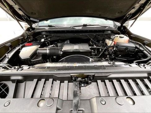 Used 2024 GMC Sierra 2500 AT4 w/ AT4 Premium Plus Package image 11