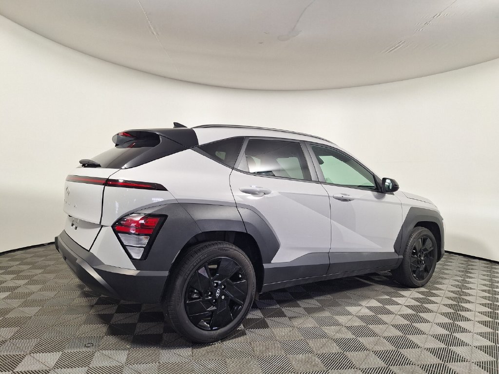 Used 2026 Hyundai Kona SEL Sport FWD image 5