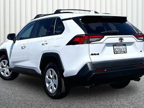 Used 2021 Toyota RAV4 LE FWD image 21