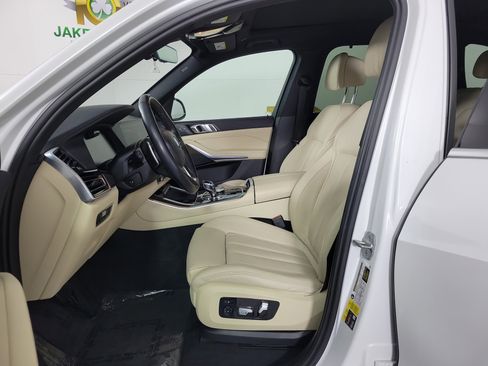 Certified 2022 BMW X5 xDrive45e w/ Executive Package image 9