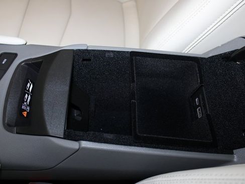 New 2025 Cadillac XT5 Premium Luxury image 19