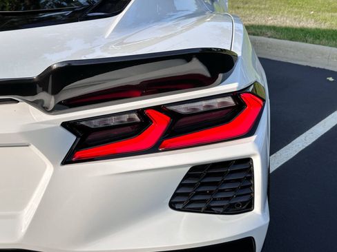 Used 2023 Chevrolet Corvette Stingray Premium Cpe w/ Z51 Performance Package RWD image 29