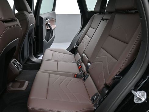 Used 2025 BMW X1 xDrive28i image 15