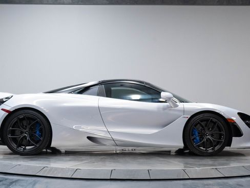 Used 2020 McLaren 720S Luxury RWD image 21