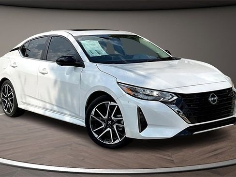 New 2025 Nissan Sentra SR w/ SR Premium Package image 2