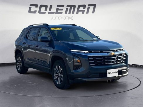 Used 2025 Chevrolet Equinox LT w/ Convenience Package II image 7