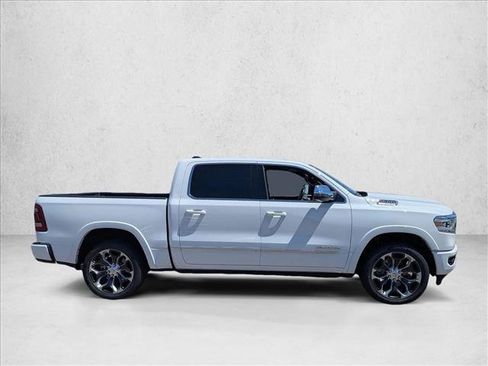 Used 2023 RAM 1500 Limited w/ Body Color Bumper Group AWD/4WD image 4