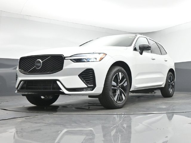 New 2026 Volvo XC60 B5 Core w/ Climate Package AWD/4WD image 39