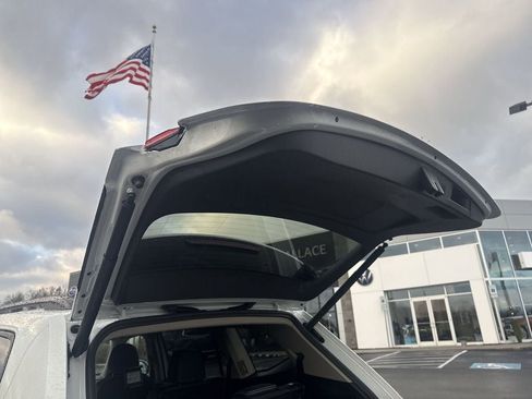New 2026 Volkswagen Atlas SE AWD/4WD image 43