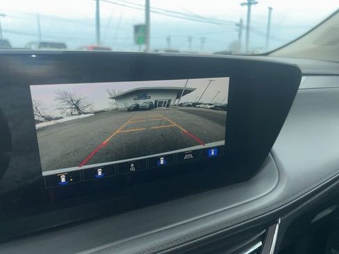 Used 2024 Buick Encore GX Avenir w/ Avenir Technology Package image 27