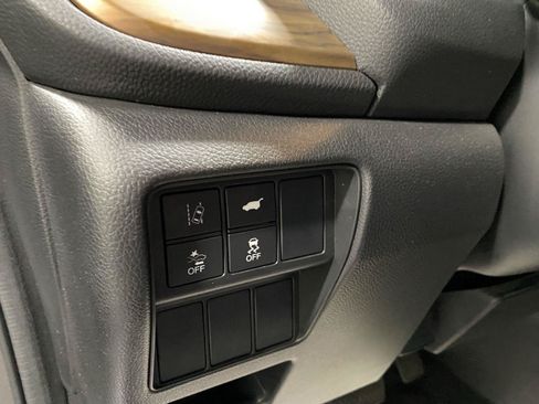 Used 2019 Honda CR-V Touring image 14