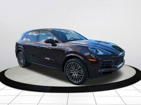 Used 2023 Porsche Cayenne Platinum Edition image 1