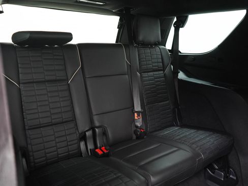 Used 2021 Cadillac Escalade Sport Platinum AWD/4WD image 13