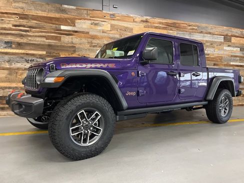 New 2026 Jeep Gladiator Mojave image 14