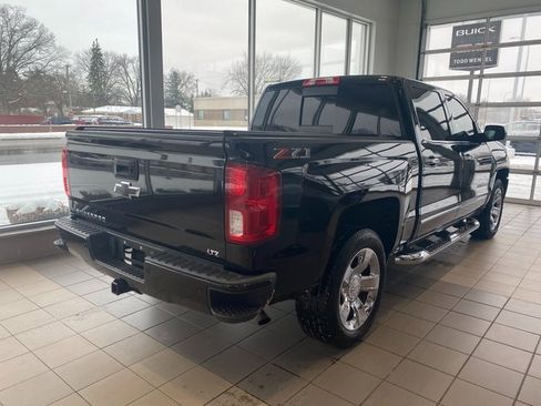 Used 2018 Chevrolet Silverado 1500 LTZ Z71 w/ LTZ Plus Package image 7