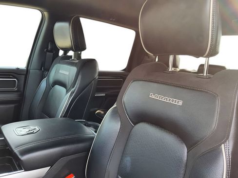 Used 2023 RAM 1500 Laramie AWD/4WD image 19