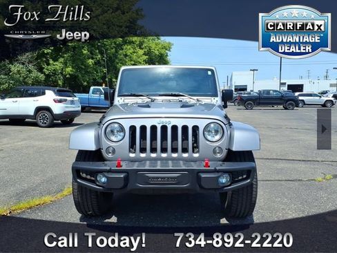 Used 2016 Jeep Wrangler Rubicon AWD/4WD image 2