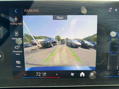 Used 2025 BMW 228i xDrive w/ Premium Package AWD/4WD image 21