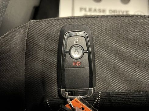 Used 2020 Ford EcoSport SE w/ SE Convenience Package image 46