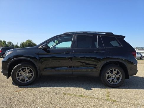 Used 2024 Honda Passport TrailSport image 20