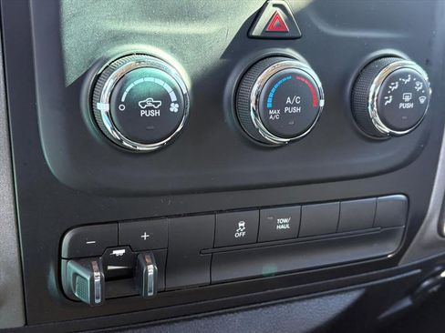 Used 2016 RAM 1500 Express image 12