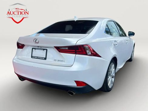 Used 2016 Lexus IS 200t RWD image 5