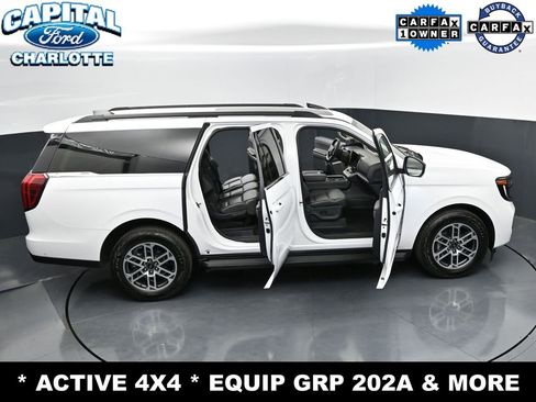 Used 2025 Ford Expedition Max Active AWD/4WD image 33