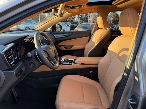 Used 2023 Lexus NX 350 Premium image 13