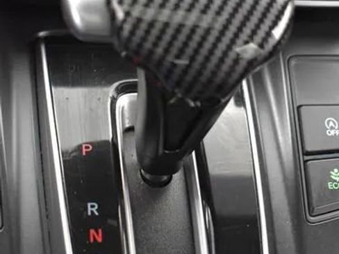 Used 2022 Honda CR-V Touring image 37