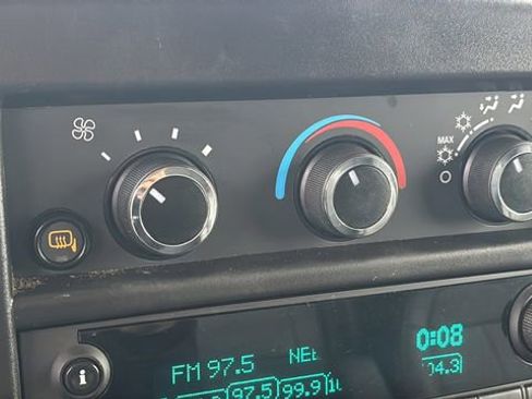 Used 2023 GMC Savana 2500 w/ Driver Convenience Package image 29