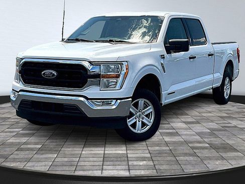 Used 2021 Ford F150 XLT w/ Equipment Group 301A Mid image 2