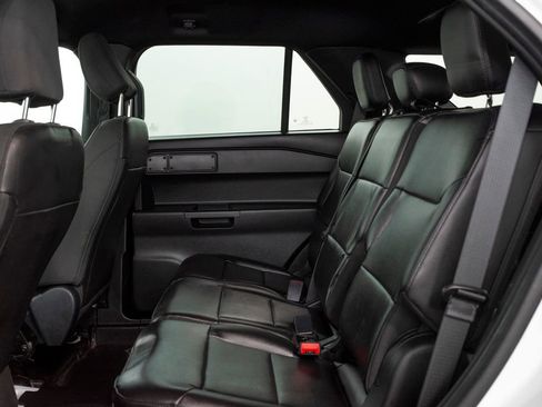 Used 2021 Ford Explorer 4WD Police Interceptor image 11