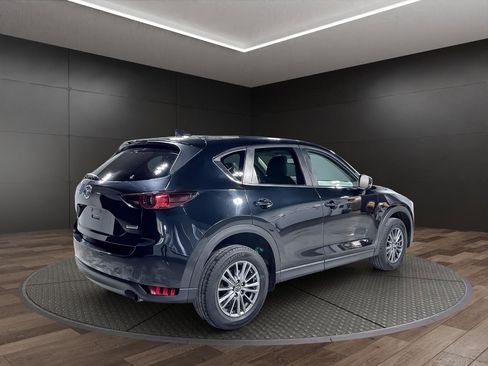 Used 2017 MAZDA CX-5 Touring w/ Preferred Equipment Package image 8