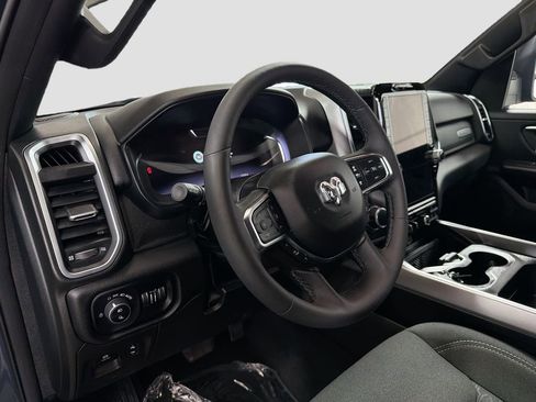 Used 2025 RAM 1500 Big Horn AWD/4WD image 12