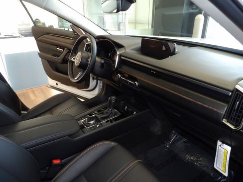 Certified 2025 MAZDA CX-50 AWD 2.5 S w/ Weather Package image 13