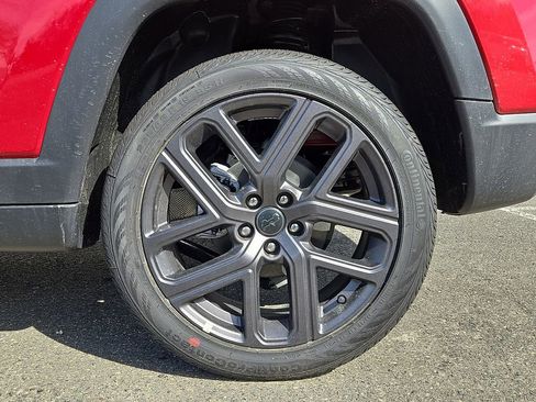 New 2026 Jeep Compass Latitude image 5