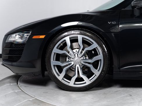 Used 2012 Audi R8 V10 AWD/4WD image 3