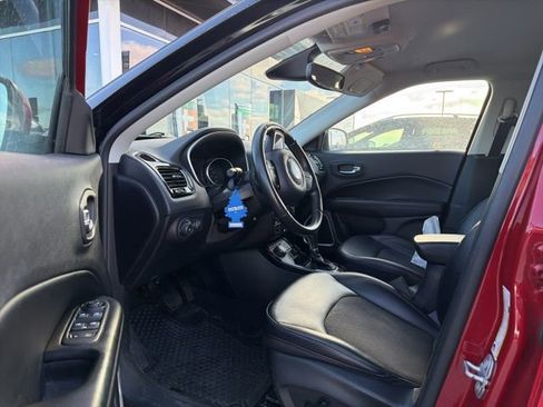 Used 2019 Jeep Compass Altitude image 9