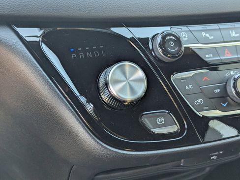 New 2026 Chrysler Voyager LX image 15