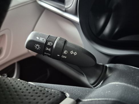 New 2026 Toyota Sienna XSE FWD image 21