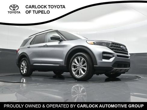 Used 2023 Ford Explorer XLT w/ Equipment Group 202A image 35