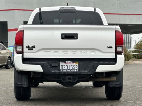 Certified 2023 Toyota Tacoma 4x4 Double Cab image 8
