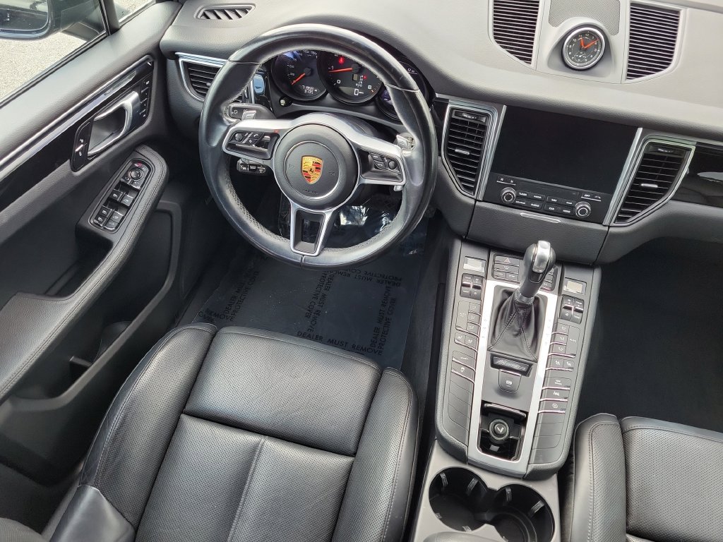 Used 2018 Porsche Macan AWD/4WD image 20