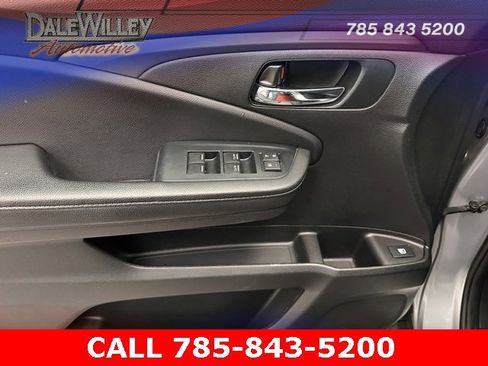 Used 2023 Honda Ridgeline Sport image 16