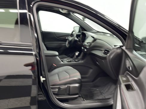 Used 2023 Chevrolet Equinox RS FWD image 22