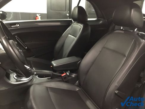 Used 2019 Volkswagen Beetle 2.0T S image 33