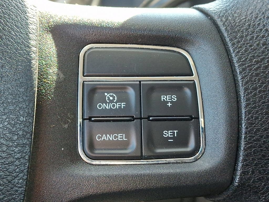 Used 2014 RAM 3500 Tradesman RWD image 20