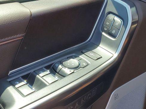 New 2026 Ford F250 4x4 Crew Cab Super Duty image 27