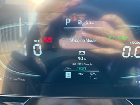 New 2025 Kia Niro EX w/ EX Cold Weather Package image 32