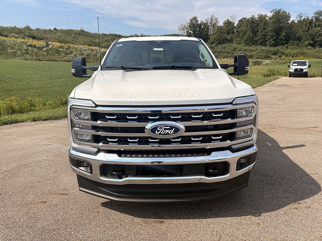 New 2027 Ford F250 Lariat w/ Lariat Ultimate Package AWD/4WD image 8